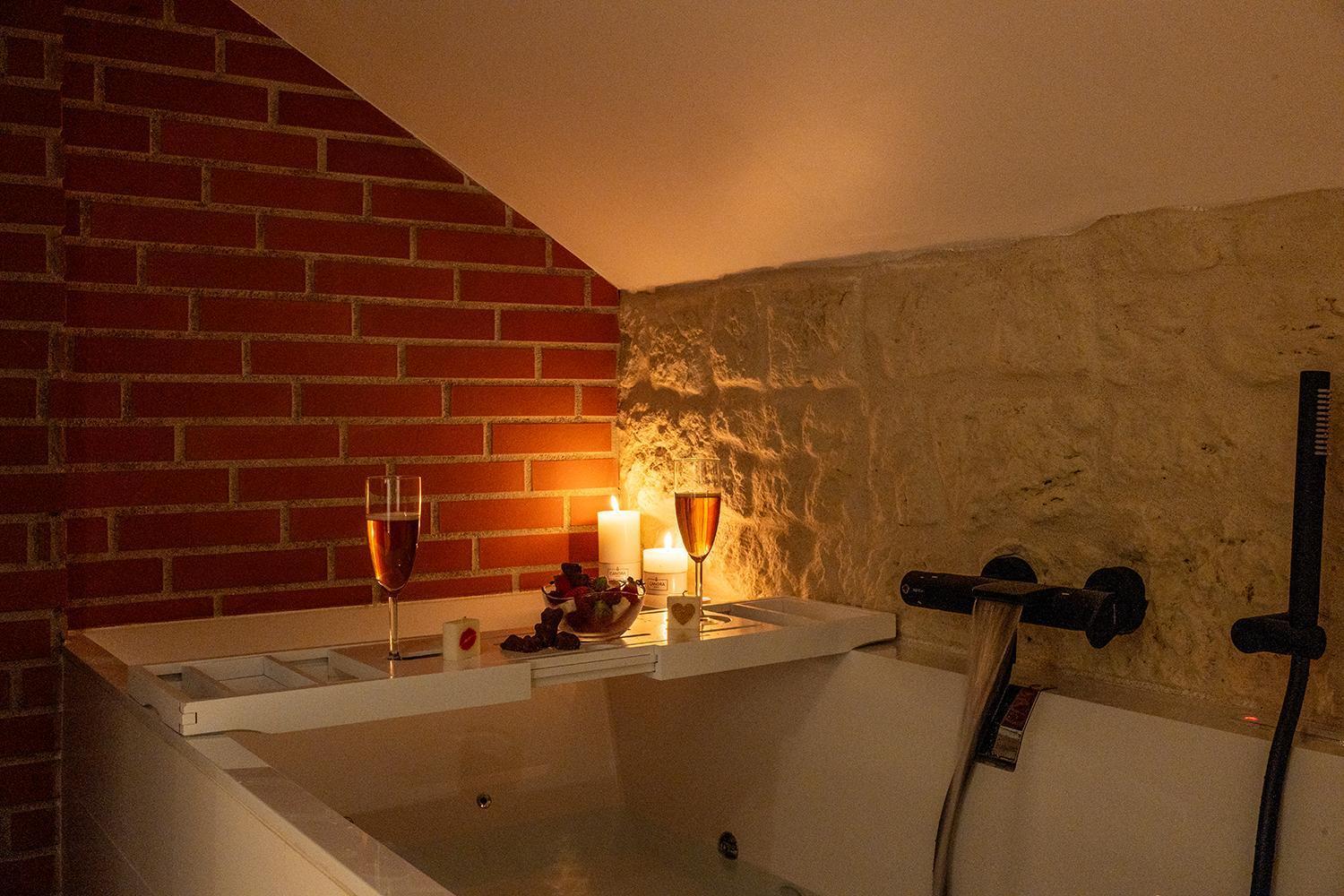 Evasion Chic, Spa Et Sauna Sous Les Toits ナンシー エクステリア 写真